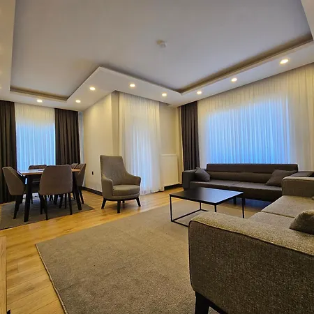 New Flat&large Living Space 2-3 Near By Lara Apartament
